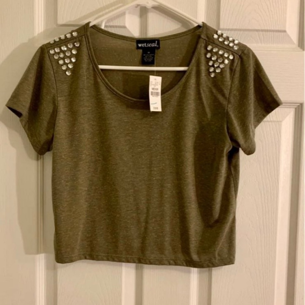 Green crop top